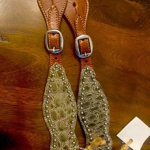 Women’s spur strap (new)